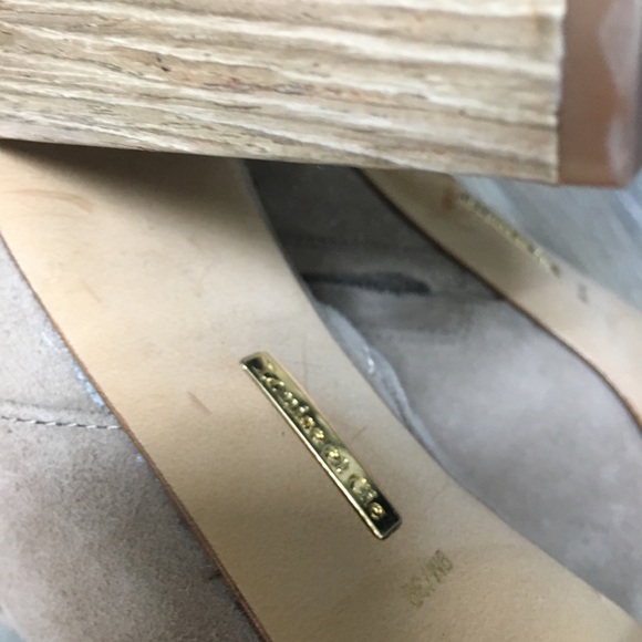 ◾️Louise et Cie Bow Heeled Bootie - Picture 3 of 3